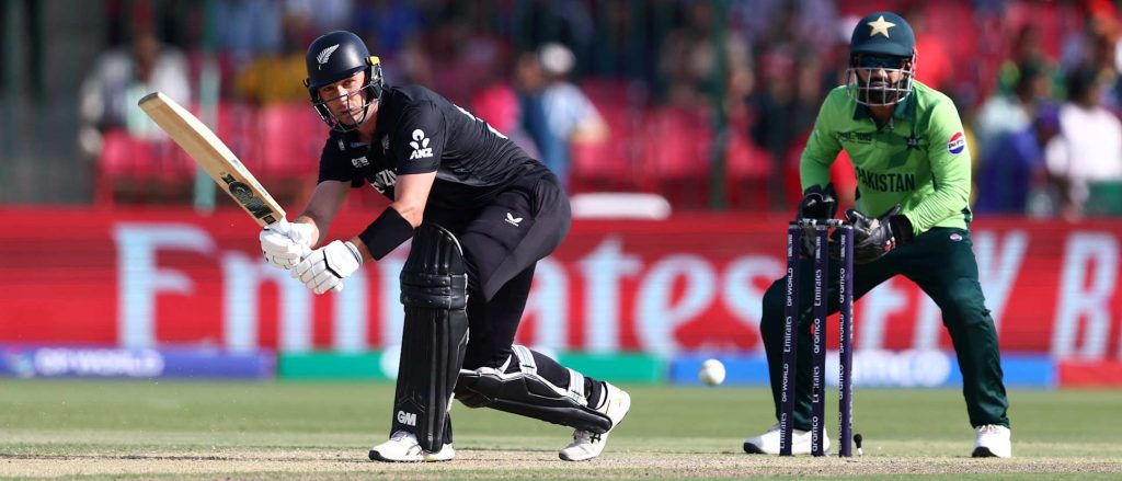 Champions Trophy 2025 Opener: Will Young's Century Rescues New Zealand Against Pakistan